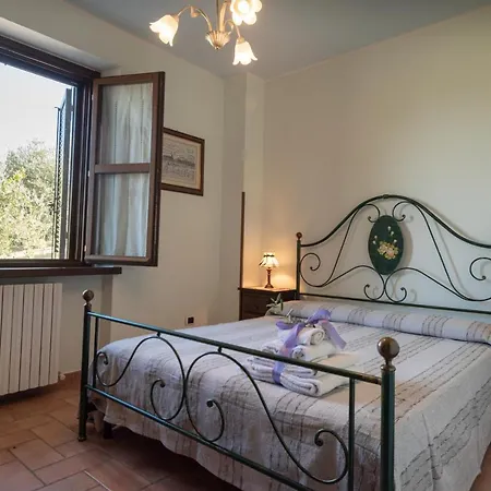 La Rocca Assisi Farmház *