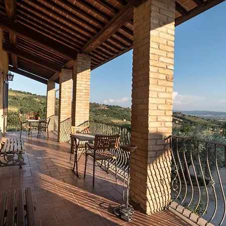 Farmház La Rocca Assisi *