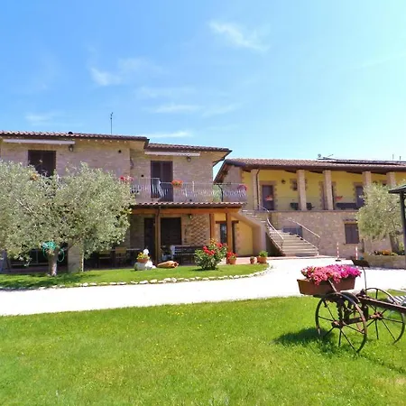 La Rocca Assisi Farmház *
